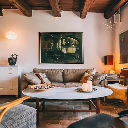 Obester Panzio Badacsonytomaj