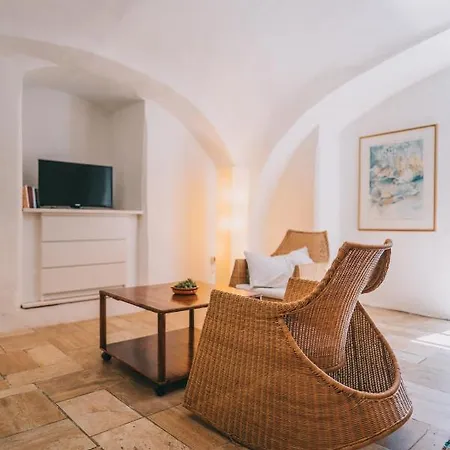 Obester Panzio Guest house *