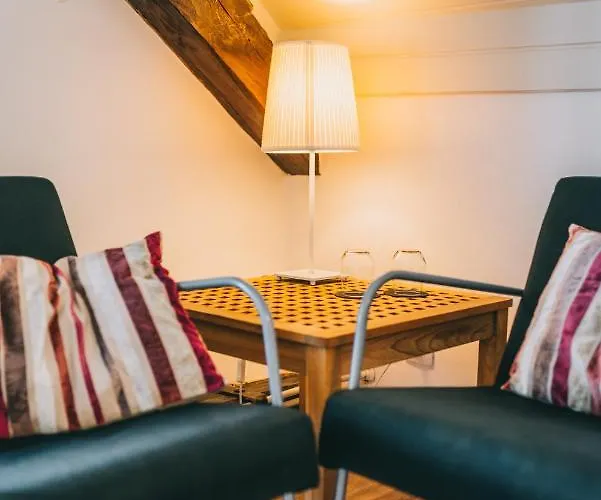 Obester Panzio Konukevi Badacsonytomaj