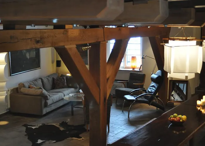 Obester Panzio Badacsonytomaj