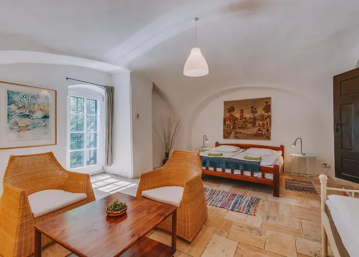 Obester Panzio 3* Badacsonytomaj